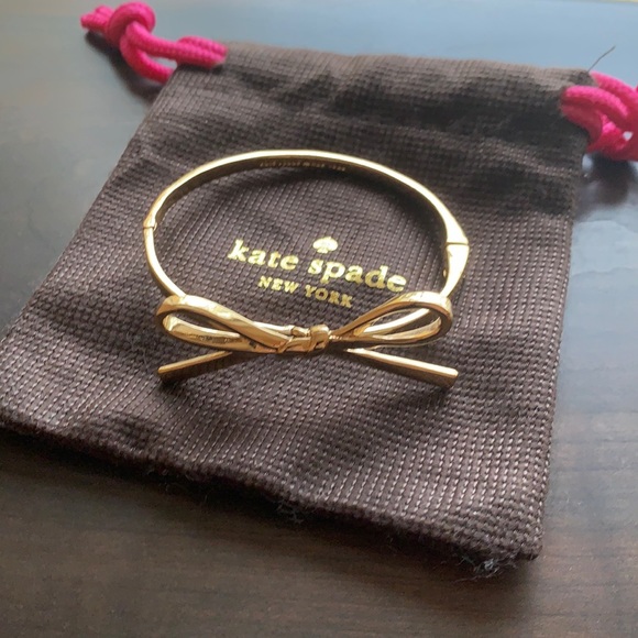 Kate Spade ♠️ Mini Bow Gold bracelet